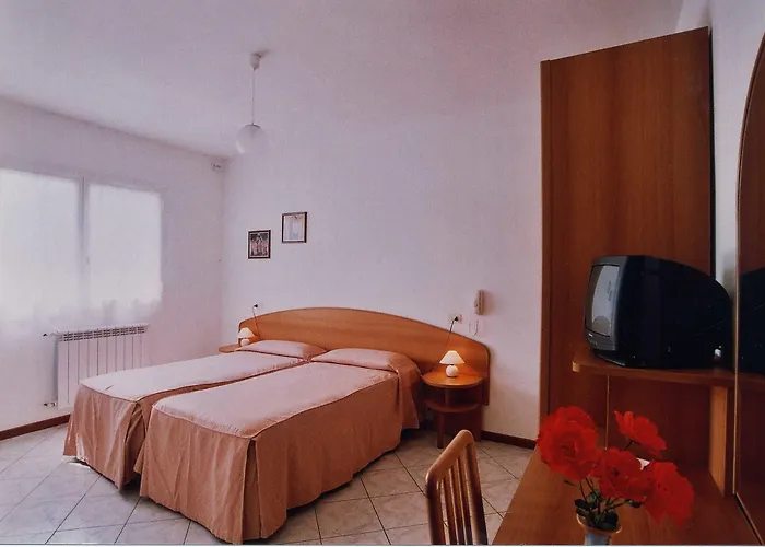 Отель Marrani 3*