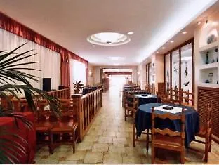 Отель Marrani 3*